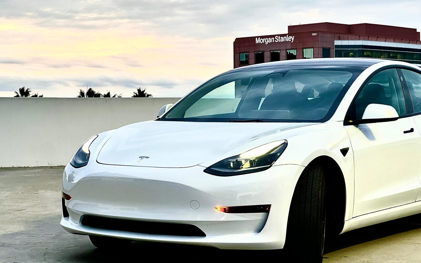 Tesla Model 3 STANDART RANGE- NEW CAR — CAR SOLD —