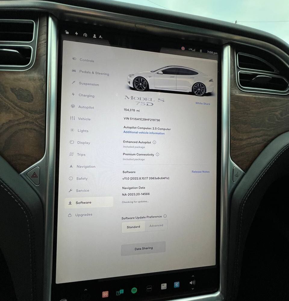 2017 Tesla Model S 75D